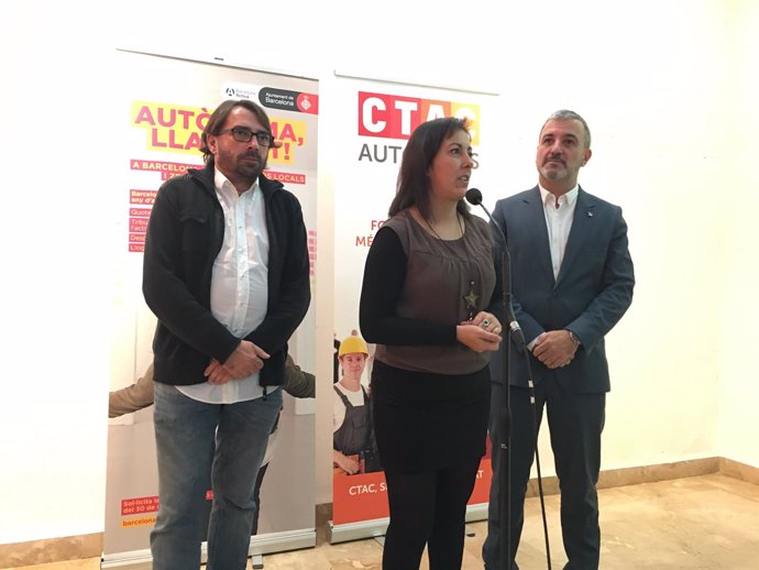 Camil Ros (UGT), Sandra Zapatero (CTAC) y Jaume Collboni