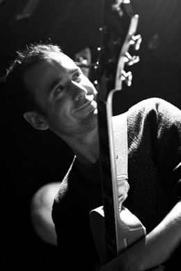 El guitarrista Albert Vila