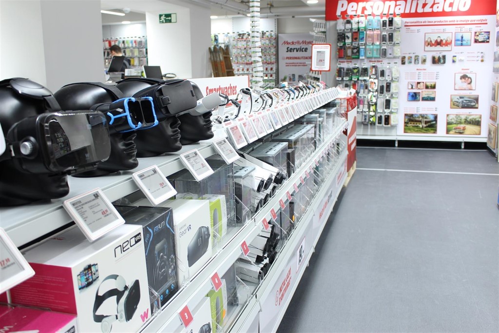 Media Markt inaugura junto a plaza Catalunya su tienda más céntrica de