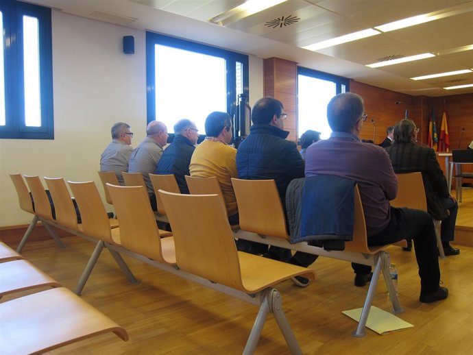 JUICIO CONTRA EL ALCALDE DE SUERAS