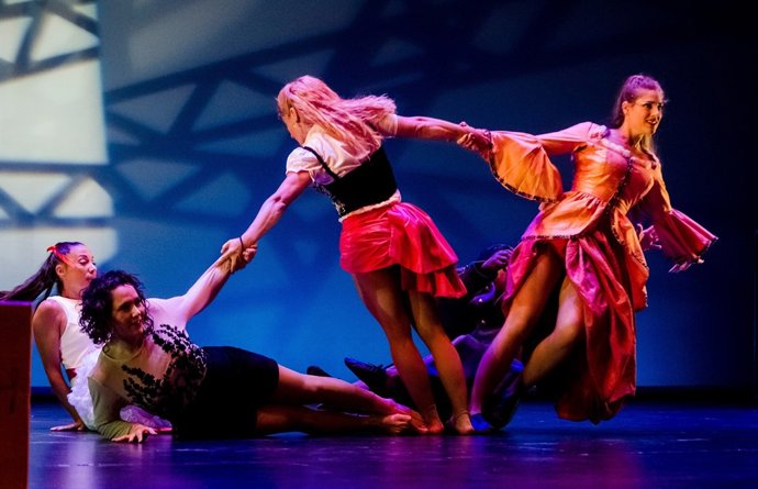 Circo Gran Fele estrena 'El tren'