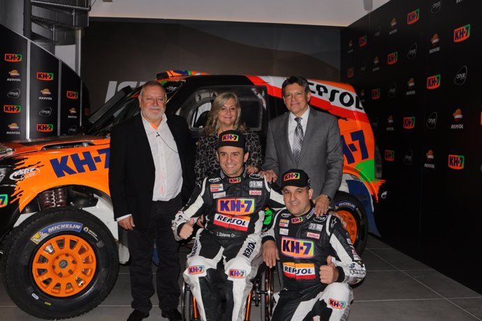 Presentación del equipo de Isidre Esteve para el Dakar 2017