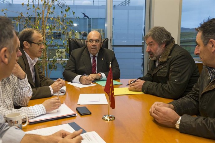 Oria se reúne con Fernando Fernández