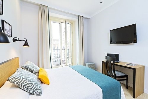 Hotel Europa (Puerta del Sol, Madrid)