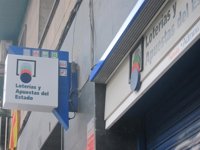 El 59.444, agraciado con el primer cuarto premio, dotado con 200.000 euros a la serie, cae en Avilés