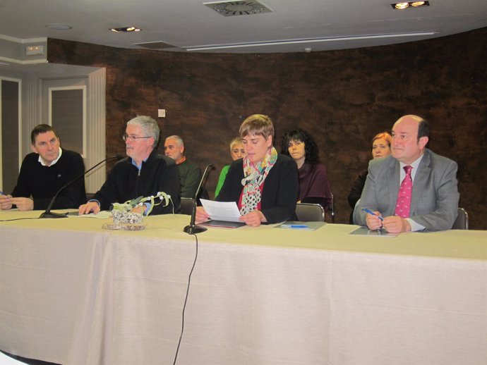 Arnaldo Otegi, Txiki Muñoz, Ainhoa Etxaide y Andoni Ortuzar