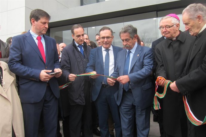 INAUGURACIÓN RESIDENCIA FERNANDO ARCE