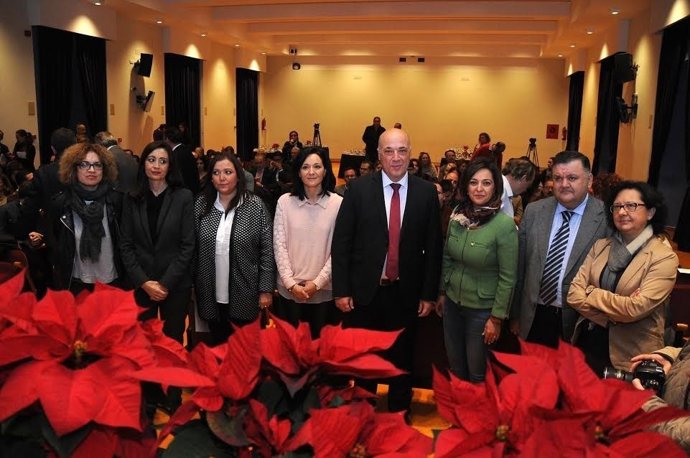 Ruiz (centro), entre Ambrosio (dcha.) y Crespín, en la presentación del Plan