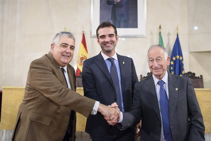 Diputación, Ayuntamiento y Colegio de Abogados, unidos contra los desahucios.