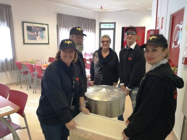 Comida de Navidad en comedores sociales