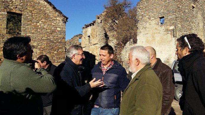 Olona en su visita a Jánovas.