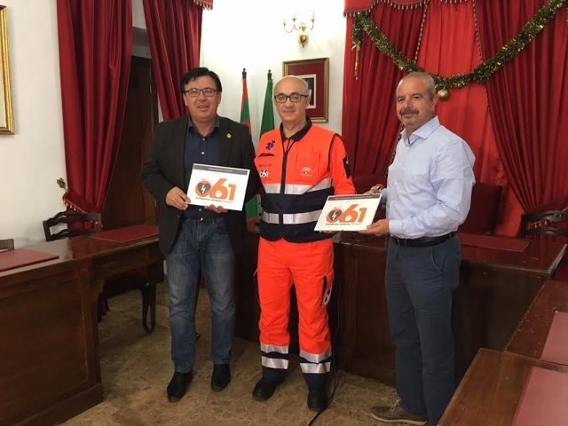 Salud entrega el reconocimiento al Ayuntamiento de Iznájar