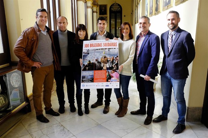 Presentación de brazadas solidarias en Málaga 