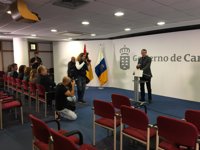 Clavijo cesa a los cuatro consejeros del PSOE del Gobierno de Canarias y da por roto el pacto