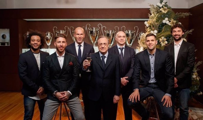 Florentino y los capitanes del Real Madrid felicitan la Navidad