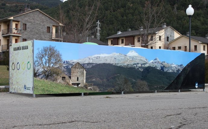 Sistema de contenedores en Villanúa.