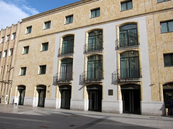Teatro Liceo de Salamanca, en cuyo interior está la Sala de la Palabra