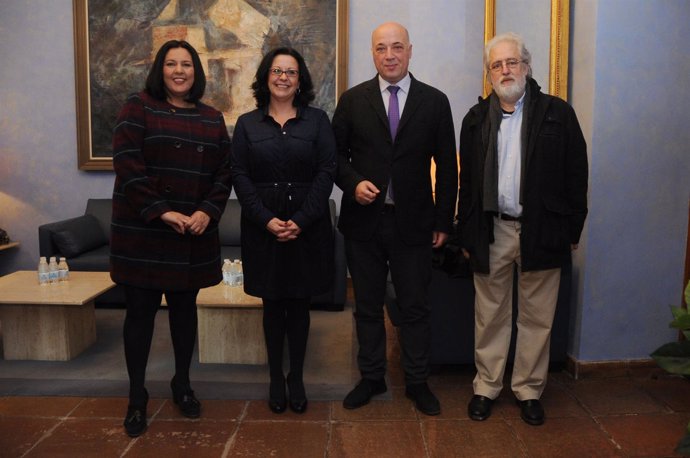 Firma de convenio entre Diputación de Córdoba y UPTA