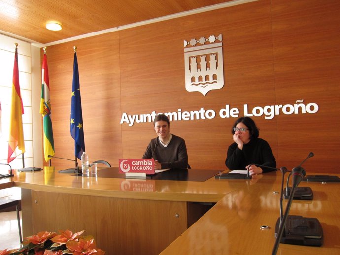 Concejales de Cambia Logroño en comparecencia de prensa