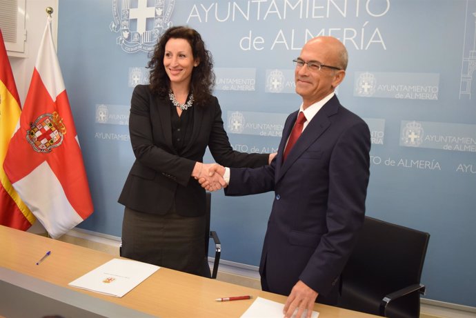 Pacto entre PP y C's para la aprobación de presupuestos en Almería