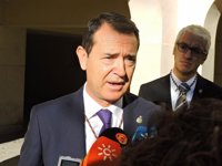 PSOE e IU no respaldan los presupuestos municipales de Almería por ser "de derechas"