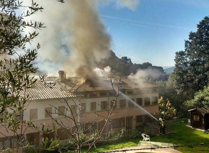 Extinción de un incendio en Bunyola