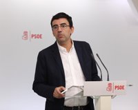 Portavoz de la gestora del PSOE ve con "respeto y distancia" la reunión de los 'críticos'