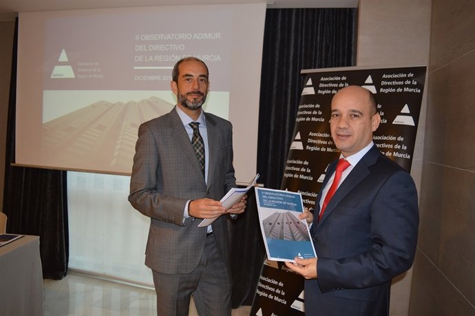 Nota De Prensa // El 70% De Los Directivos Murcianos Considera Que La Economía R