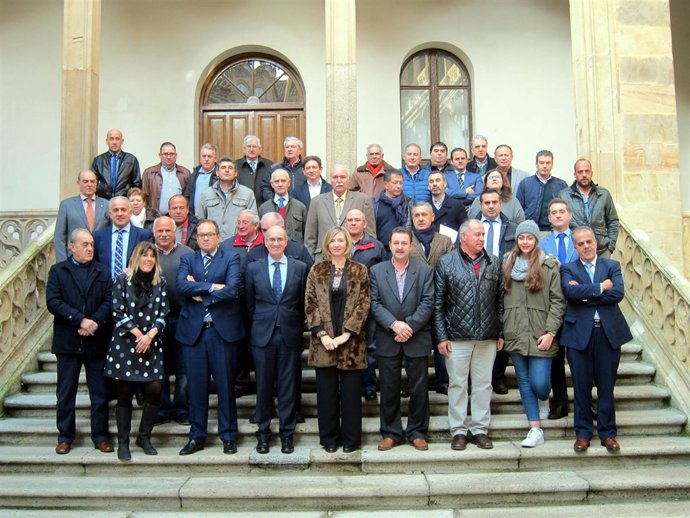 Garcia e Iglesias junto a los alcaldes salmantinos