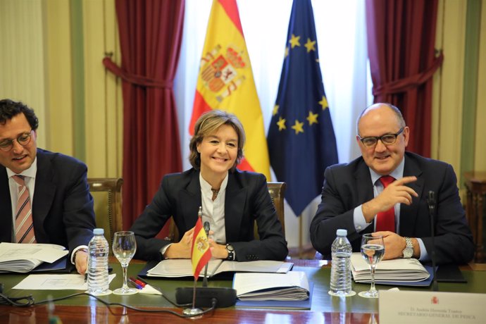 Isabel García Tejerina preside el Consejo Consultivo de Política Pesquera