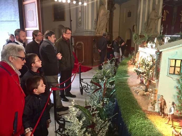 El belén de La Pava rinde homenaje a González Barnés 