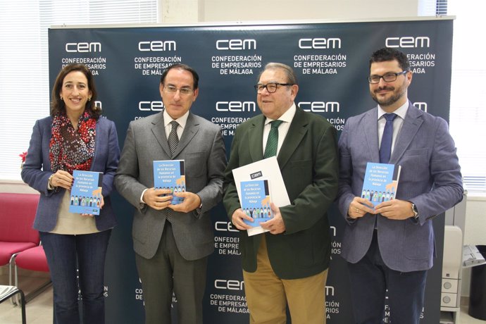 Libro CEM CEA Cámara de Comercio González de Lara Pérez Casero