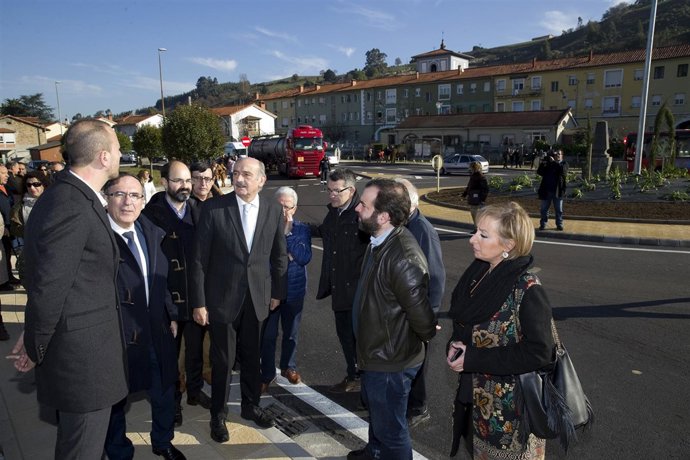 Inauguración de la rotonda