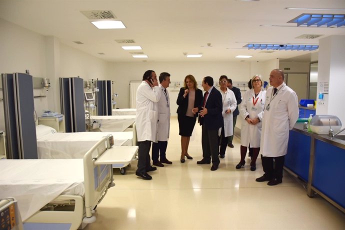 Ruiz Espejo, González y Nuevo visitan las urgencias del Hospital del Guadalhorce