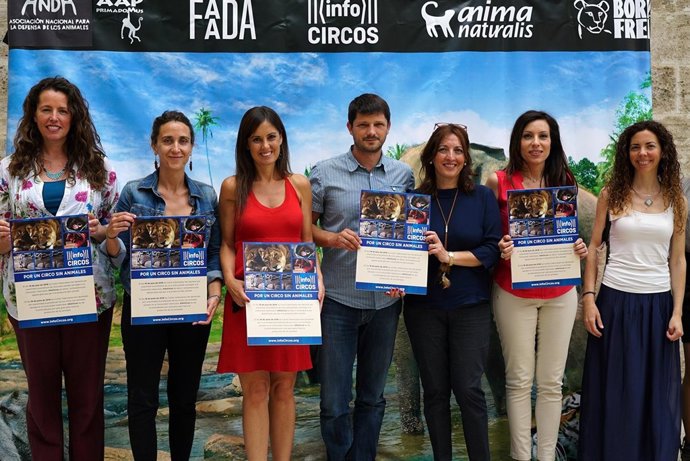 Infocircos Celebra Un 2016 Lleno De Éxitos Hacia El Fin De Los Circos Con Animal