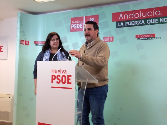 Yolanda Rubio y Jesús Ferrera en rueda de prensa