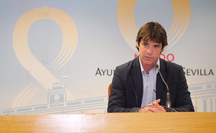 El concejal de Deportes de Sevilla, David Guevara