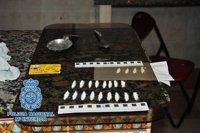 Detenidas tres personas manipulando droga para su venta en una vivienda en El Puerto