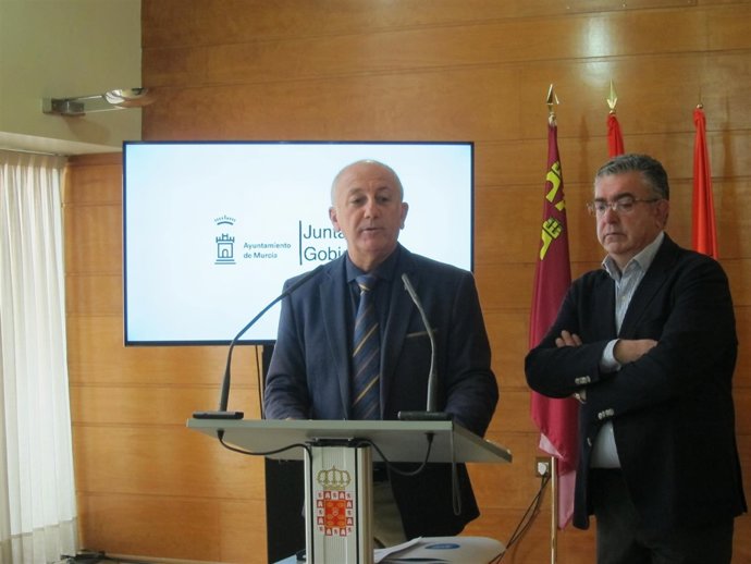 Roque Ortíz y José Albadalejo en rueda de prensa