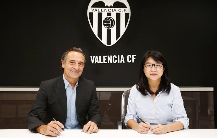 Prandelli con Layhoon Chan