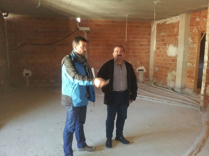 Visita del diputado de Infraestructuras Municipales de Jaén a Huesa