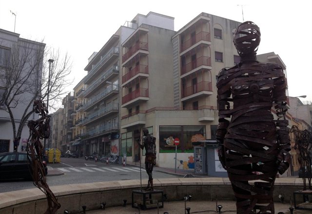 Esculturas en la Plaza del Oeste de Salamanca