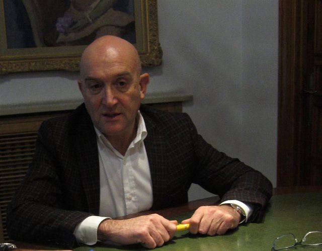 El presidente de la Diputación de Valladolid, Jesús Julio Carnero