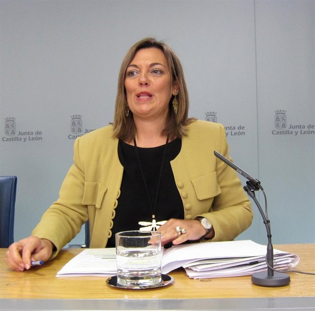 Milagros Marcos en la rueda de prensa del Consejo de Gobierno