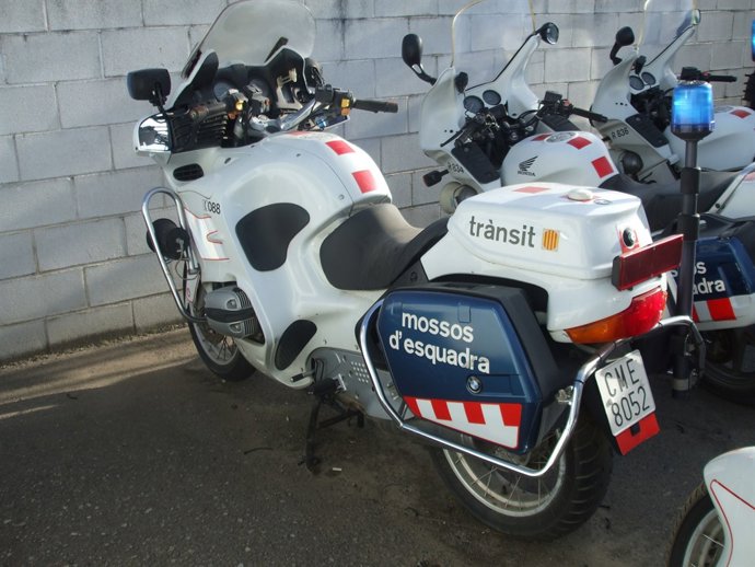 Moto De Tráfico De Mossos