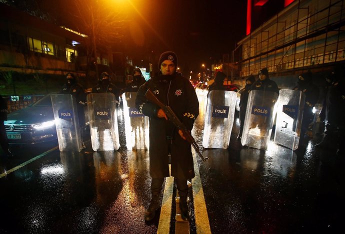 Atentado terrorista contra una discoteca en Estambul, Turquía