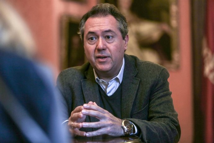 El alcalde de Sevilla, Juan Espadas, en una entrevista concedida a Europa Press