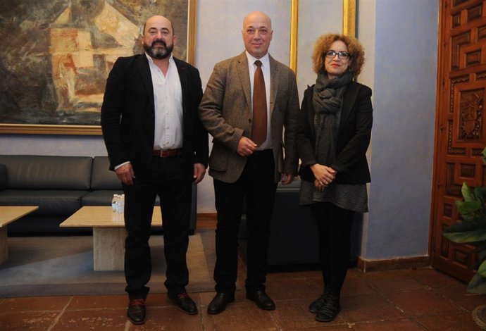 La Diputación de Córdoba y la UNIA firman un convenio