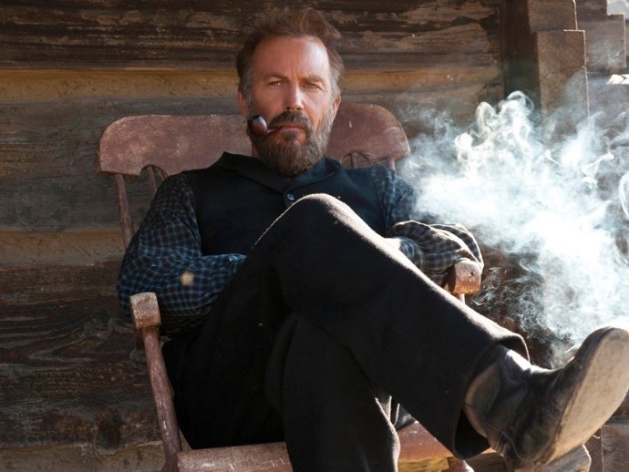Kevin Costner en Hatfields & McCoys
