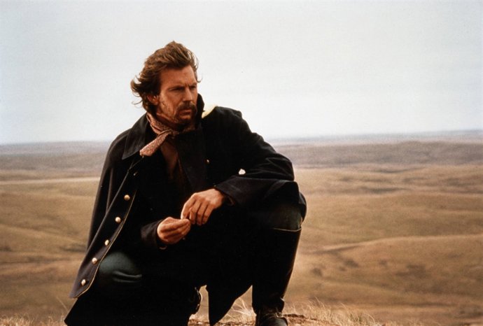 KEVIN COSTNER